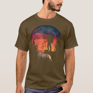 Camiseta O Trekking À Noite Leva Uma Lua De Aquarela Em