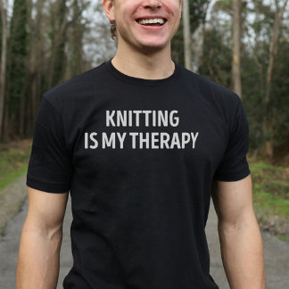 Camiseta O tricô É Minha Terapia Engraçada