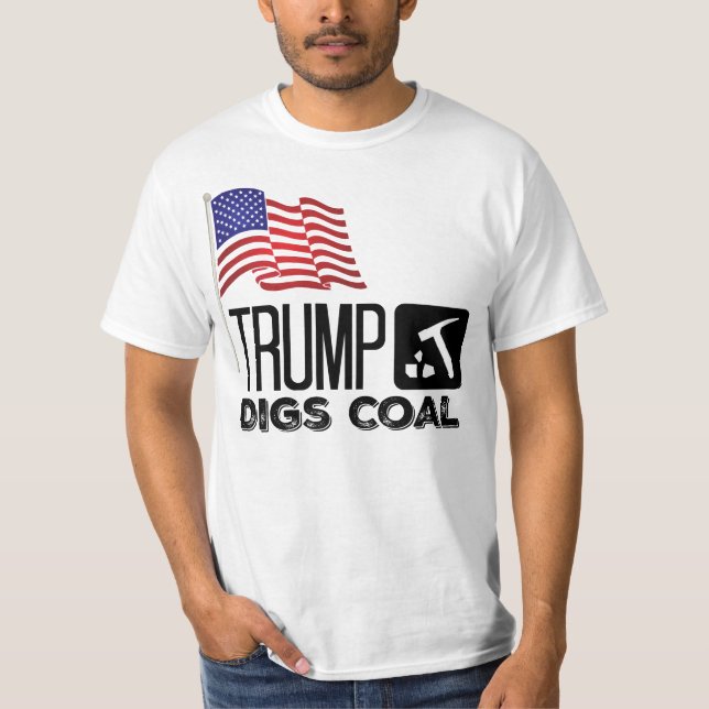 Camiseta O trunfo escava o carvão - trunfo 2020 (Frente)