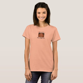 Camiseta O tshirt da mulher irlandesa dourada
