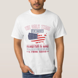 Camiseta O único momento para o patriotismo cego