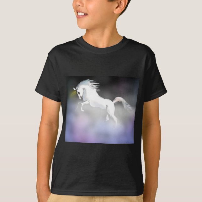 Camiseta O unicórnio na névoa (Frente)