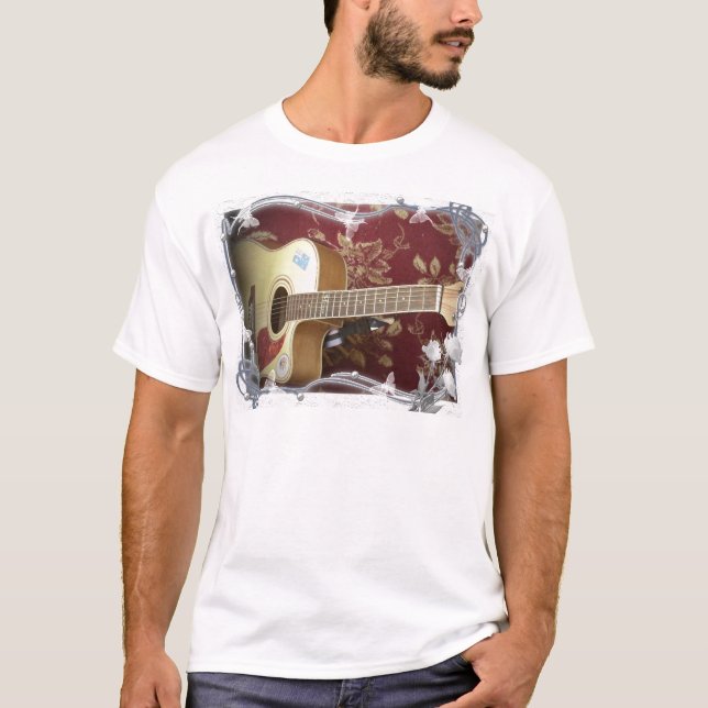 Camiseta O velho é o ouro Hakuna Matata. (Frente)