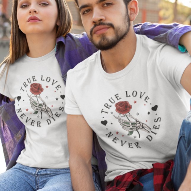 Camiseta O Verdadeiro Amor Nunca Morre Esqueleto de São Val (Criador carregado)