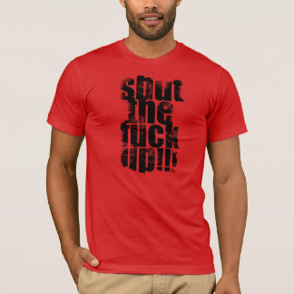Camiseta O vermelho fechou o F ** k acima do t-shirt