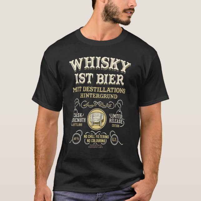 Camiseta O Whisky É Uma Cerveja Com Whisk De Fundo De Desti (Frente)