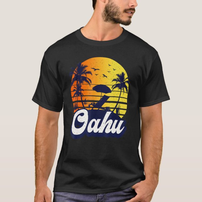 Camiseta Oahu Hawaii Hawaiian Sunset Beach Retro (Frente)