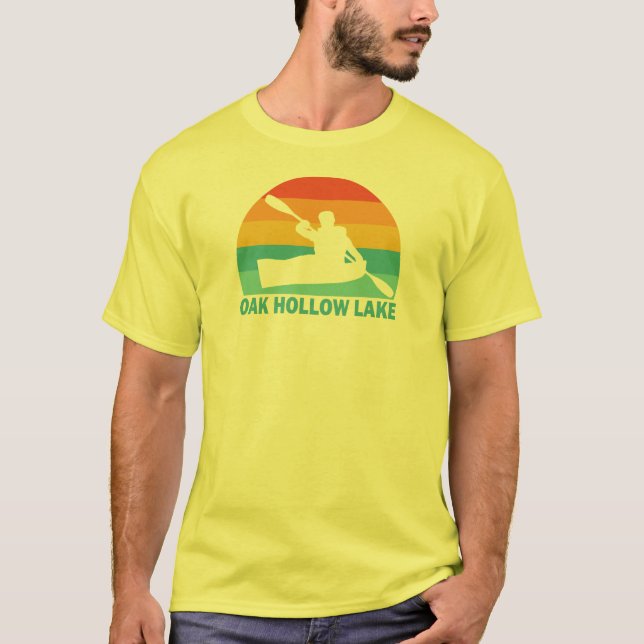 Camiseta Oak Hollow Lake North Carolina Kayak (Frente)