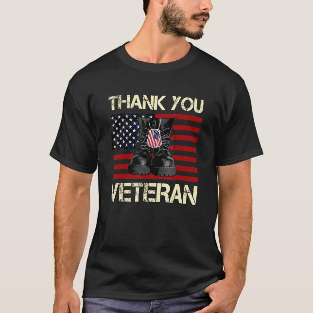 Camiseta Obrigado Veteranos Combatem Botas Bandeira America (Frente)