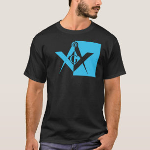 Camiseta Obscuridade à luz