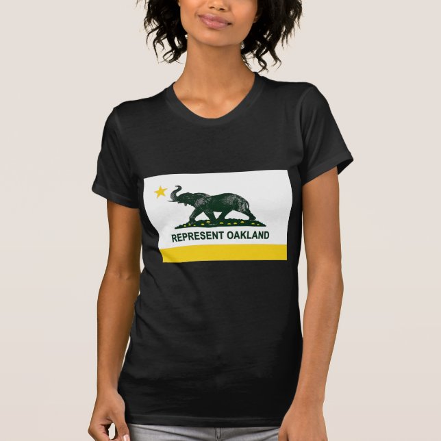 Camiseta Obscuridade da bandeira de Oakland (atletismo) (Frente)