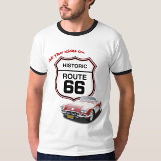 Camiseta Obtenha seus pontapés na rota 66--Carro vermelho T