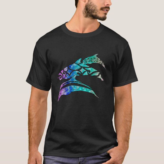Camiseta Oceano Pod de Golfinho Tribal (Frente)