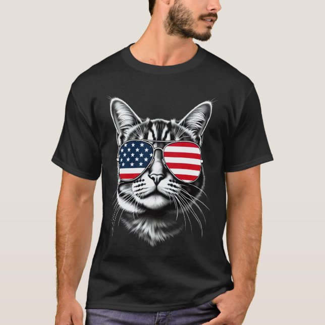 Camiseta Óculos de Sol de Rosto de Gato com a Bandeira dos  (Frente)