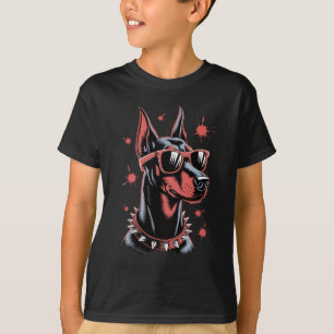 Camiseta Óculos de Sol Doberman com Espinhos