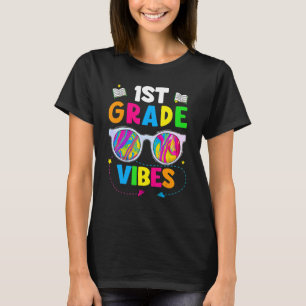 Camiseta Óculos de Sol Primeiro Dia do 1º Ano Vibrações Pro