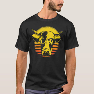 Camiseta Óculos de Sol Retrô Cabeça de Vaca Vaqueiro