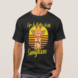 Camiseta Óculos de Sol Retro Férias Praia Pôr do Sol Girafa