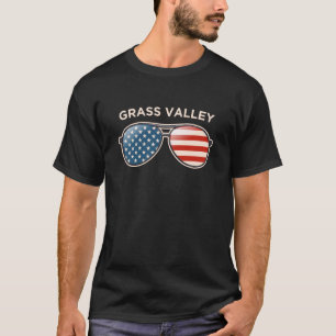 Camiseta Óculos de sol vintage Grass Valley, CA com bandeir