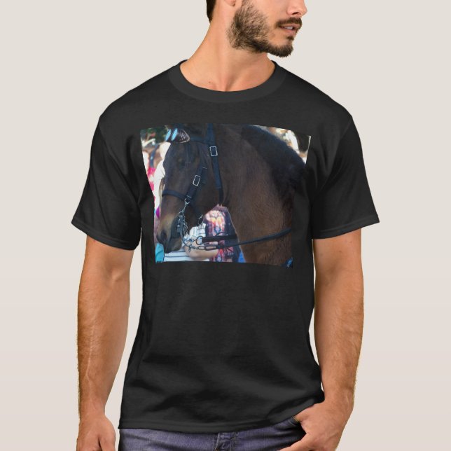Camiseta Óculos de visto do cavalo castanho escuro (Frente)