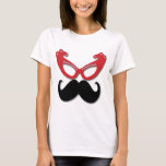 Camiseta óculos vermelhos com bigode<br><div class="desc">Aqui está um design gráfico divertido que apresenta óculos de olhos de gato vermelho embelezados com diamantes e um bigode preto bem grande. O tema do bigode divertido é excelente para festas de todos os tipos.</div>