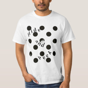 Camiseta Ocultar e espiar em um T-Shirt ponto