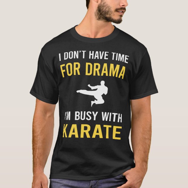 Camiseta Ocupado Com Karate (Frente)