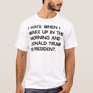 Camiseta Odeio Quando Eu Acordar Na Armadilha É