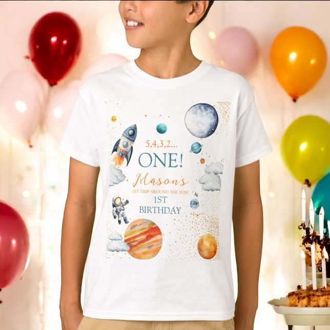 Camiseta Odissey Aniversário do Espaço Primeiro Rapaz (Criador carregado)