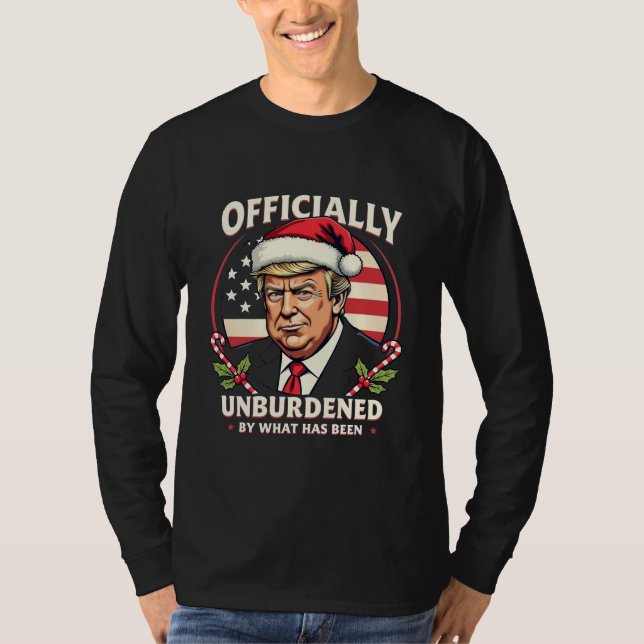 Camiseta Oficialmente Dessobrecarregado Pelo Que Foi Trump  (Frente)