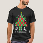 Camiseta Oh Chemistree Legal Science Mesa periódica química<br><div class="desc">Oh Química Ciência Legal Química Mesa Periódica Natal .meme, engraçado, memes, legal, humor, internet, piada, cão, diversão, presente, aniversário, avó, avó, hilária, música, gato, bonitinho, ideia de presente, piadas, citação, retrato, natal, humor, história legal, dank, meme engraçado, geek, humor ideia, nerd, estilo, estética, animal, animais, comportamento, presente de aniversário, mano,...</div>