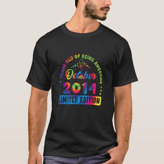 Camiseta Oito Anos De Estar Incrível Outubro De 2014 Tie Dy (Frente)