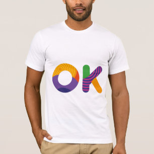 Camiseta OK texto colorido