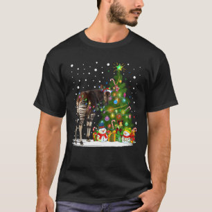 Camiseta Okapi Xmas Tree Lighting Papais noeis Okapi Natal