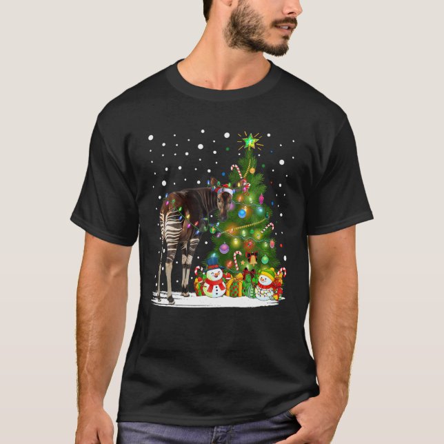 Camiseta Okapi Xmas Tree Lighting Papais noeis Okapi Natal (Frente)