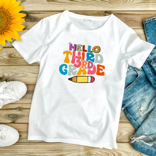 Camiseta Olá, 3º ano de volta às crianças bonitas da escola