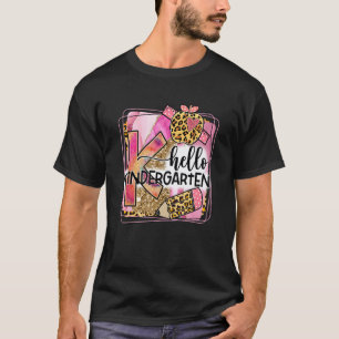 Camiseta Olá Equipe de Jardim de Infância De Volta à Escola