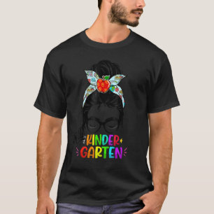Camiseta Olá Jardim de Infância Coque Desarrumado Volta às
