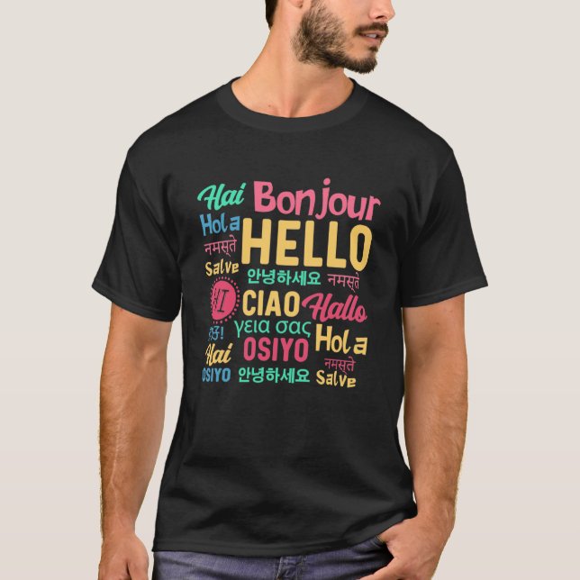Camiseta Olá Palavra Em Diferentes Idiomas Viagem Viagem T (Frente)
