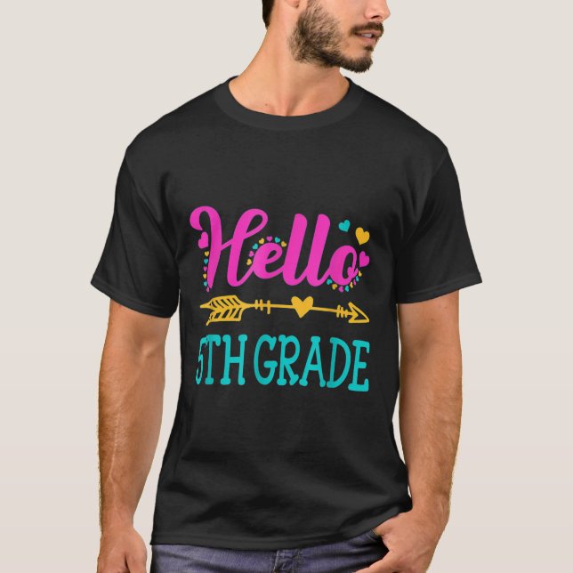 Camiseta Olá Professor(a) da 5ª Quinta Série Engraçado Volt (Frente)