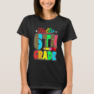 Camiseta Olá sexta série de volta à escola professor leopar