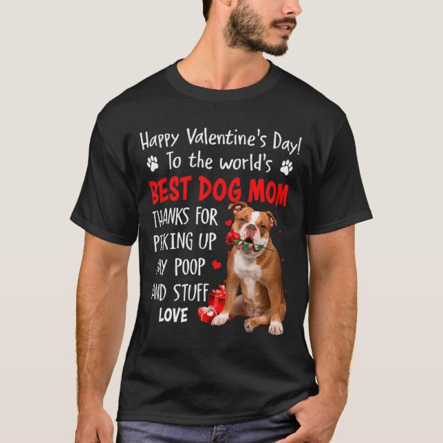 Camiseta Old English Bulldog Dog Mom Valentines Day Fu  (Frente)