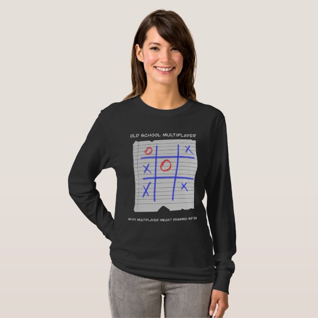 Camiseta Old School Multiplayer Tic Tac Toe Nostalgic (Frente Completa)