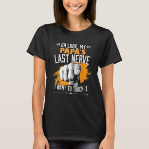 Camiseta Olha a última família de Pais do Pai Engraçado do