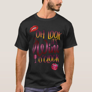 Camiseta Olha, É Vinho De Relógio Com Batom E Vidro