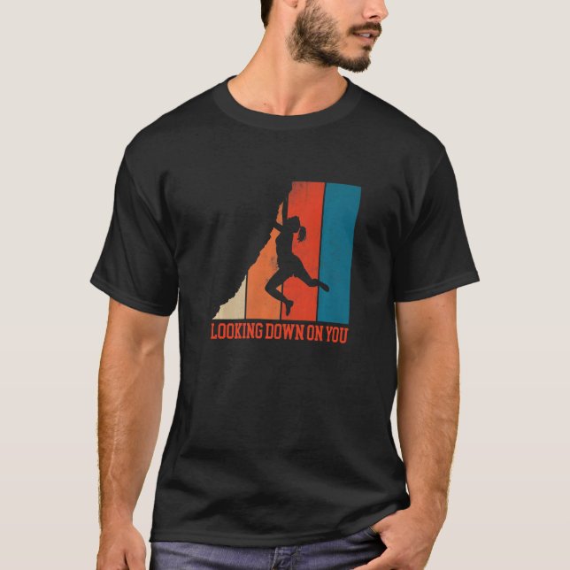 Camiseta Olhando Para Bouldering Rock Escalando (Frente)