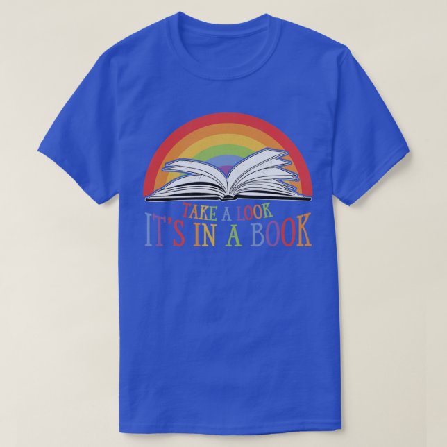 Camiseta Olhe-a em um livro, uma variante fofa lendo Rai (Frente do Design)