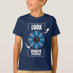 Camiseta Olhe Abaixo Da Superfície - Citação De Mergulho