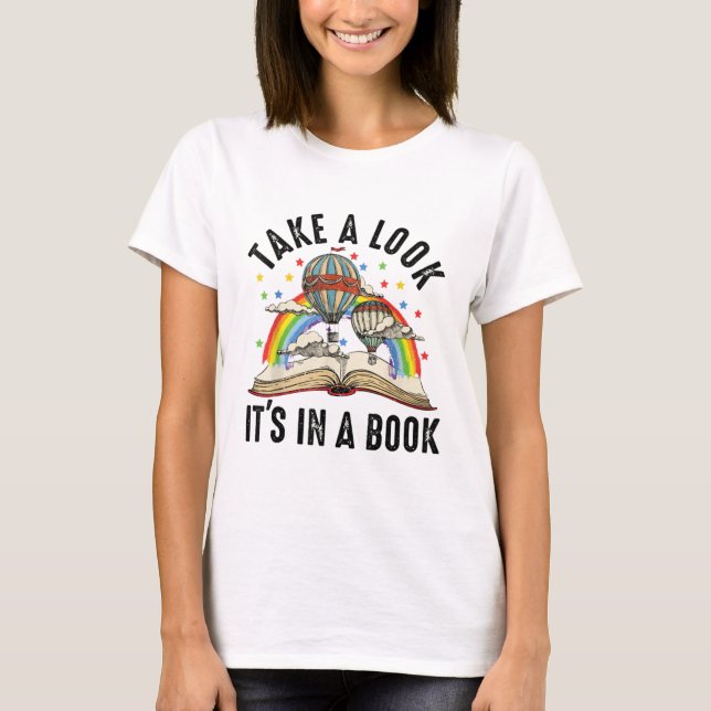 Camiseta Olhe, está em um livro - Livros Arco-Íris (Frente)