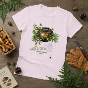 Camiseta Olhe O Que Eu Encontrei Na Floresta Hoje
